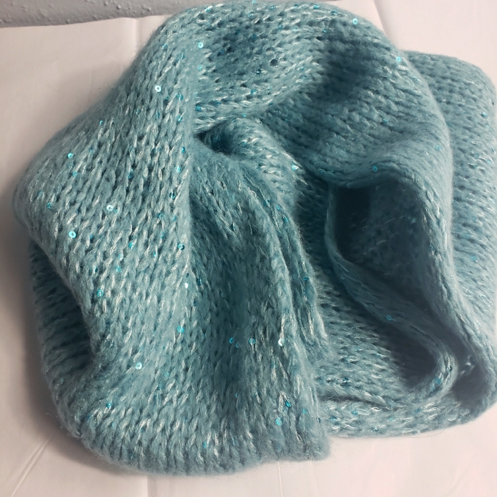 TEAL SCARF